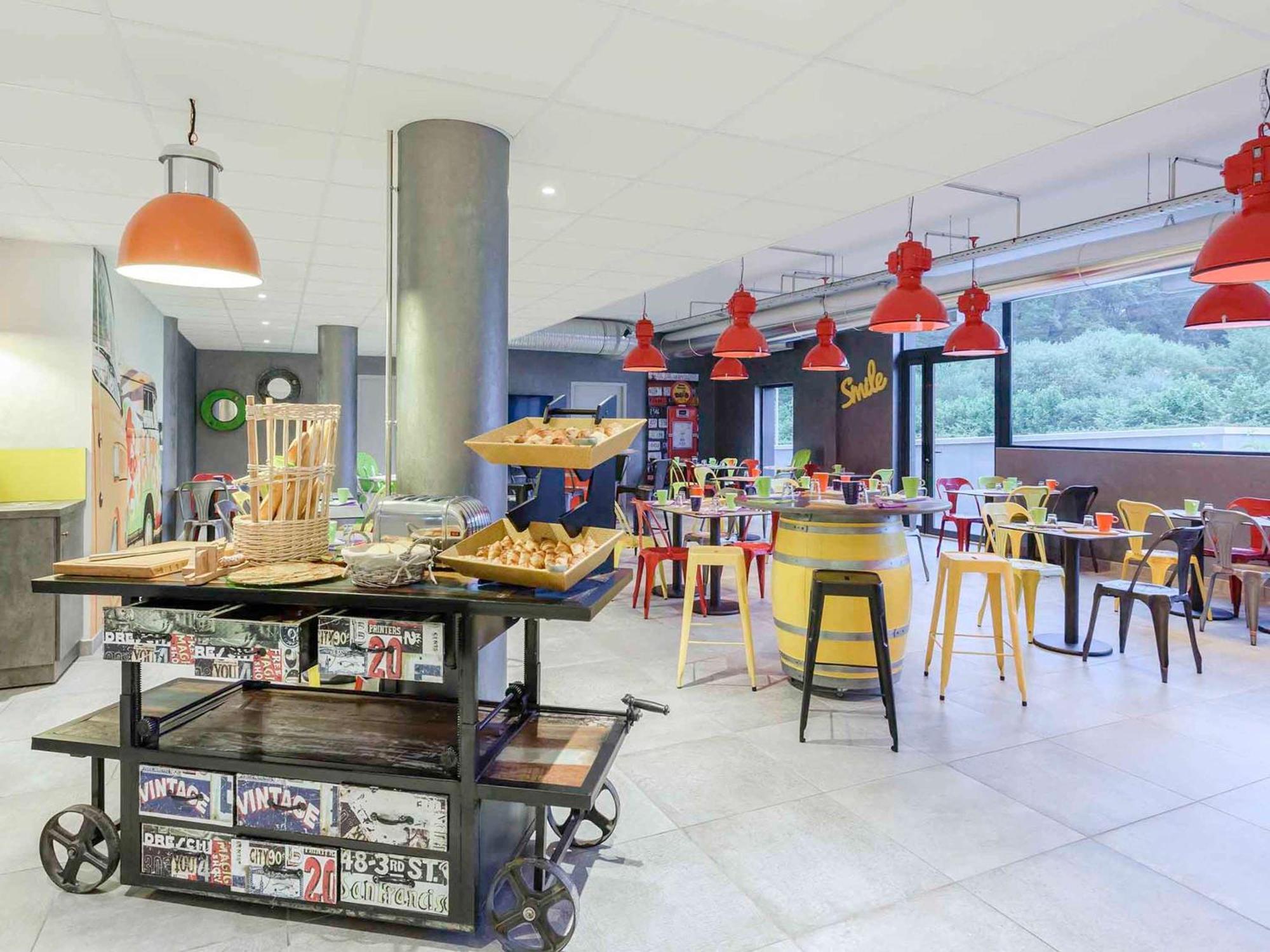 Ibis Styles Vierzon Hotel Exterior photo